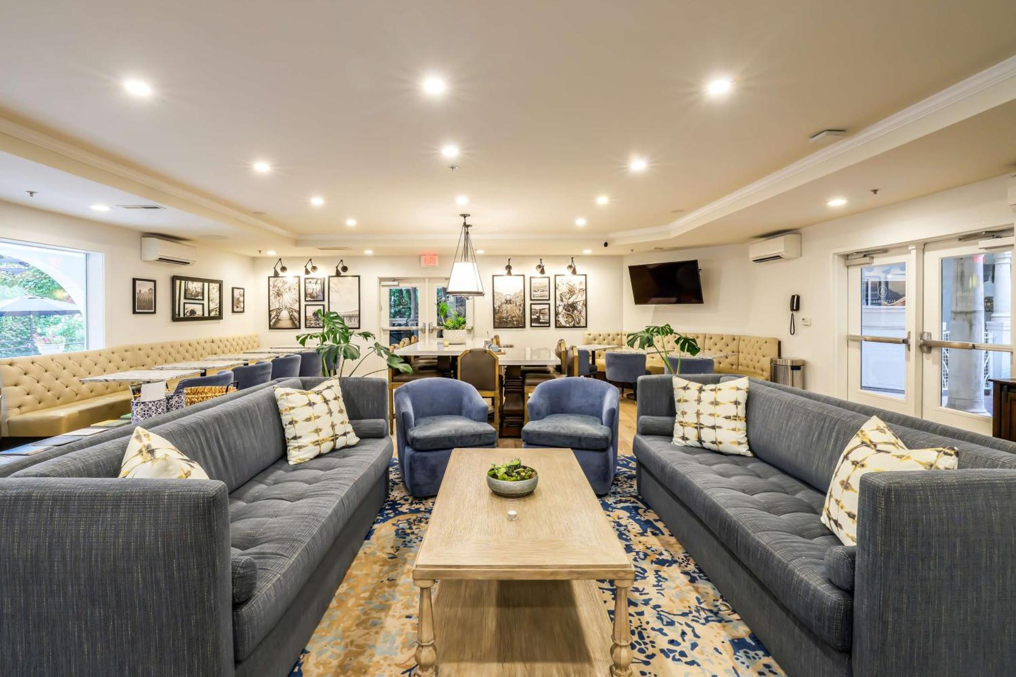 The Lodge At Healdsburg, Tapestry Collection By Hilton Luaran gambar