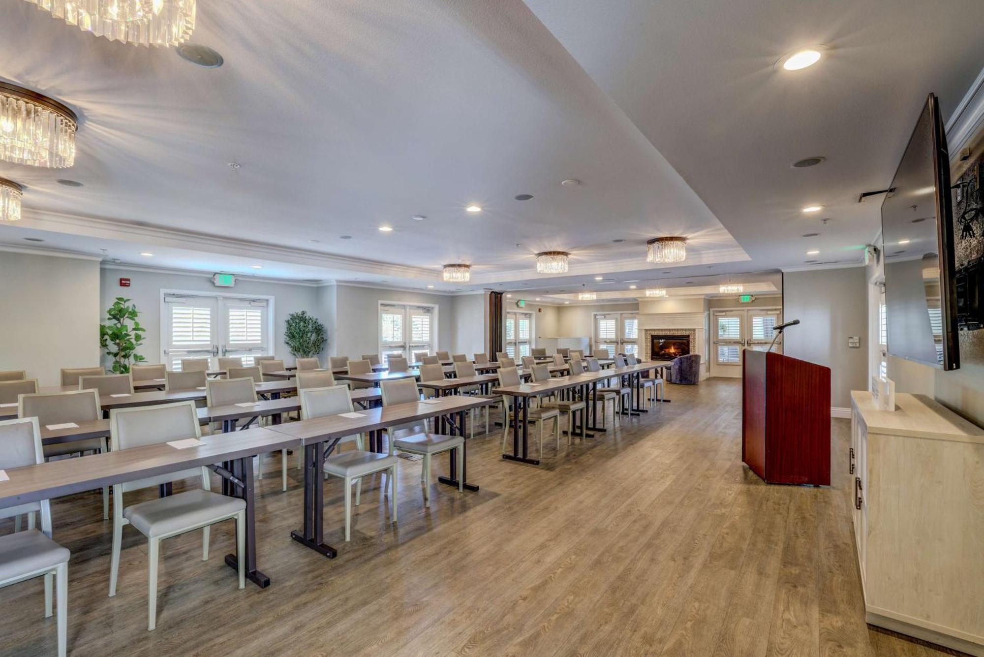 The Lodge At Healdsburg, Tapestry Collection By Hilton Luaran gambar