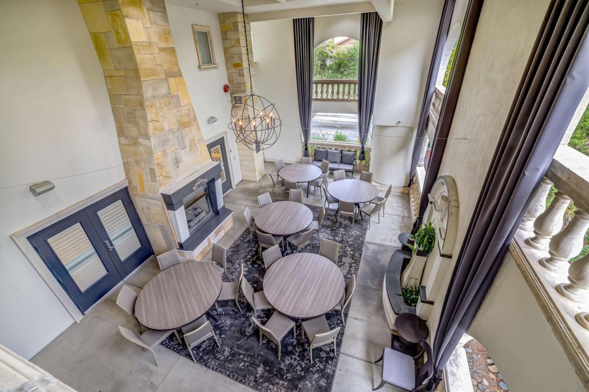 The Lodge At Healdsburg, Tapestry Collection By Hilton Luaran gambar