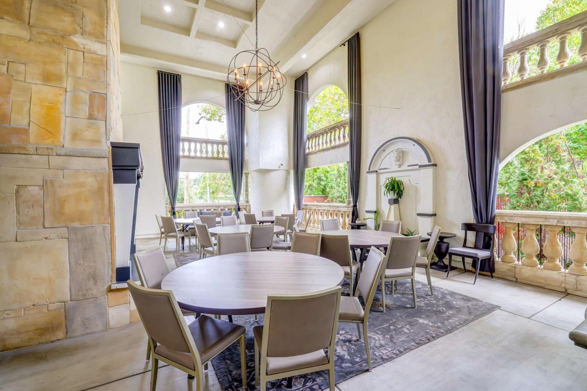 The Lodge At Healdsburg, Tapestry Collection By Hilton Luaran gambar