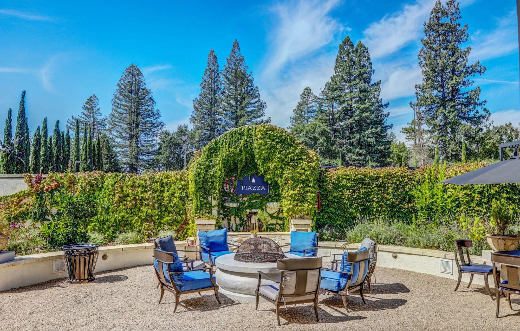 The Lodge At Healdsburg, Tapestry Collection By Hilton Luaran gambar